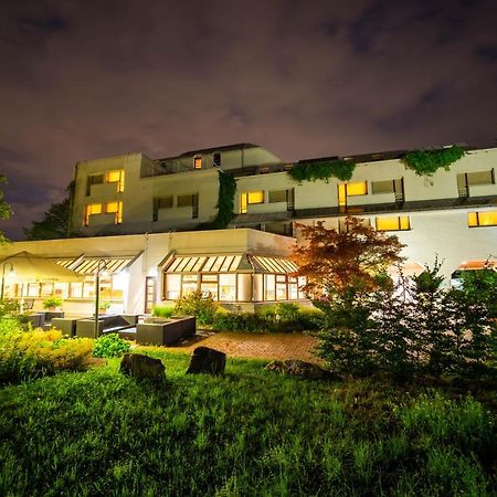 Stadt-Gut-Hotel Filderhotel Остфильдерн Экстерьер фото