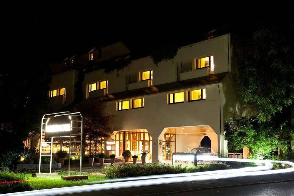 Stadt-Gut-Hotel Filderhotel Остфильдерн Экстерьер фото